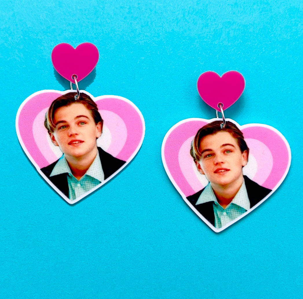 90s Leo Heart Drop Earrings